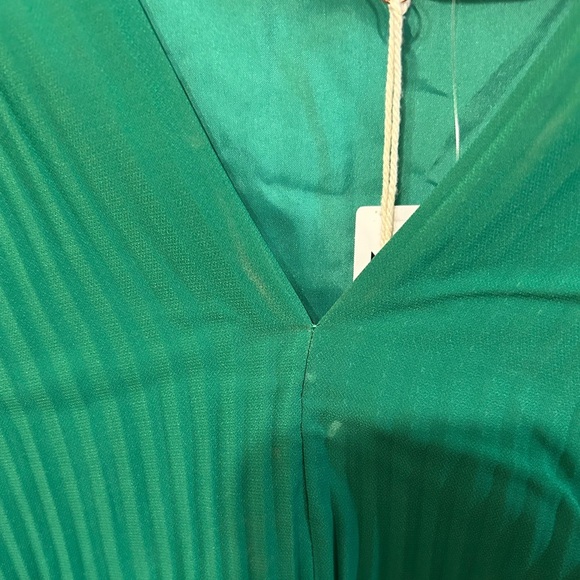 NWT MELLODAY Pleated Green Dress - Picture 4 of 4